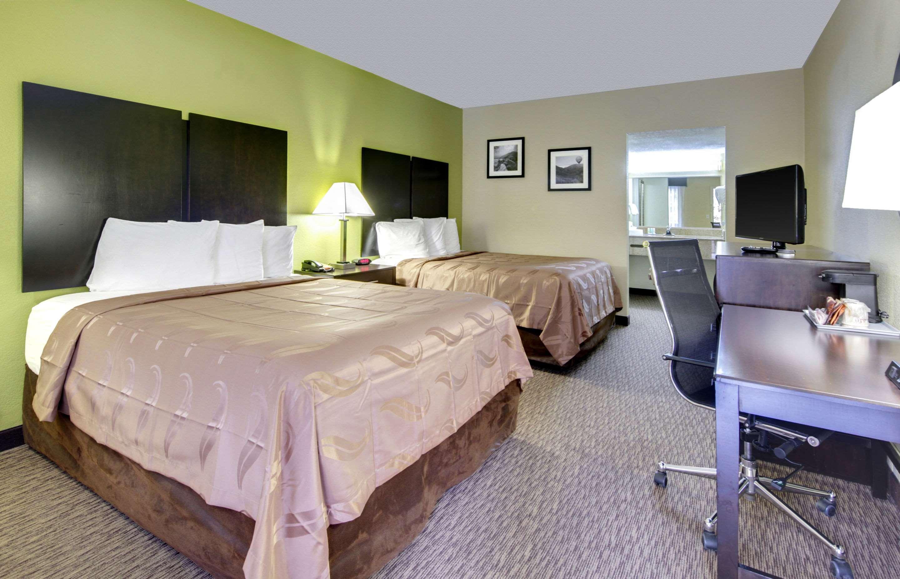 Quality Inn Asheville Downtown Tunnel Rd Экстерьер фото