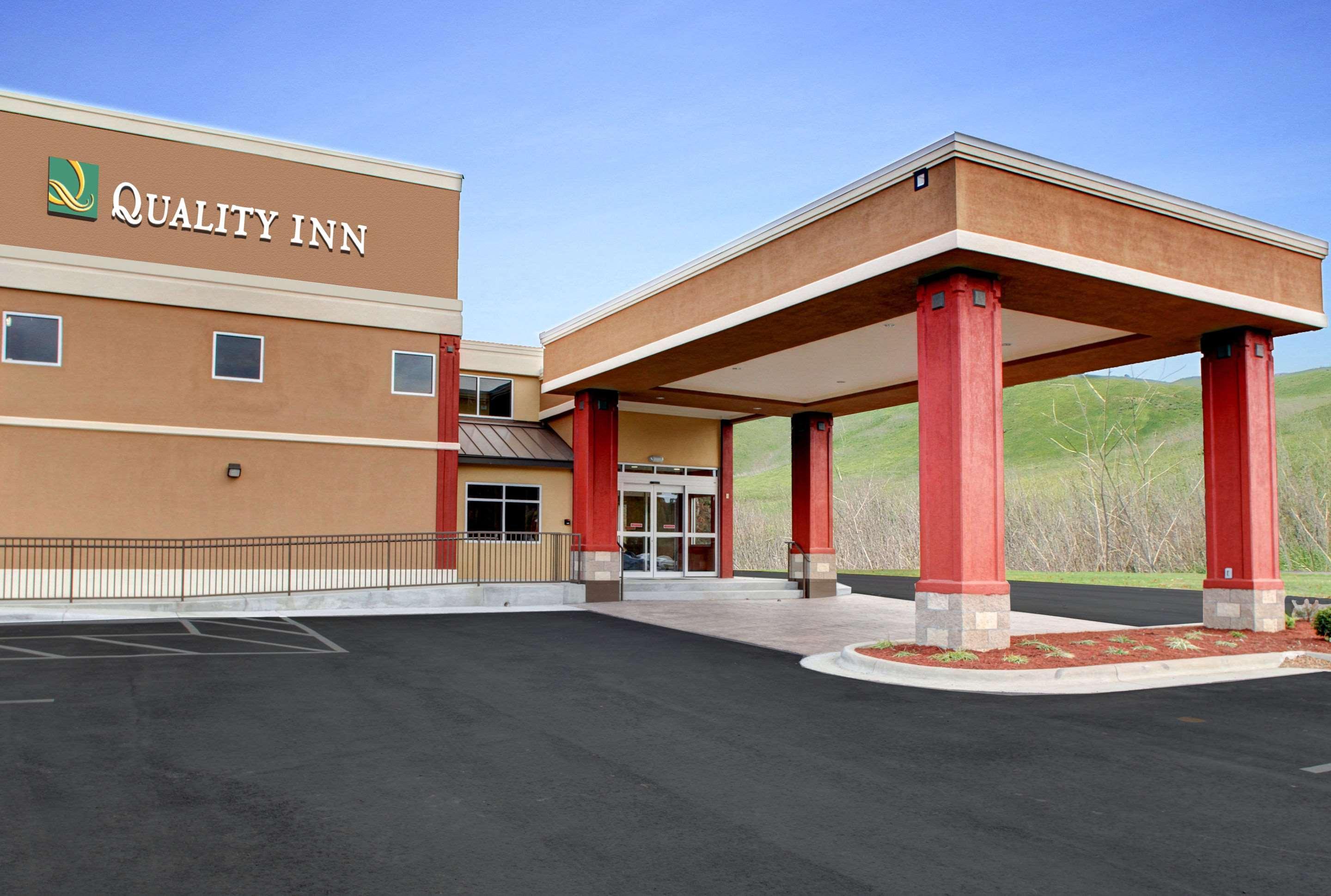 Quality Inn Asheville Downtown Tunnel Rd Экстерьер фото